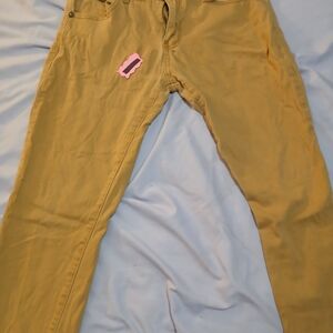 Classic Men's Straight Fit Jeans - Khaki